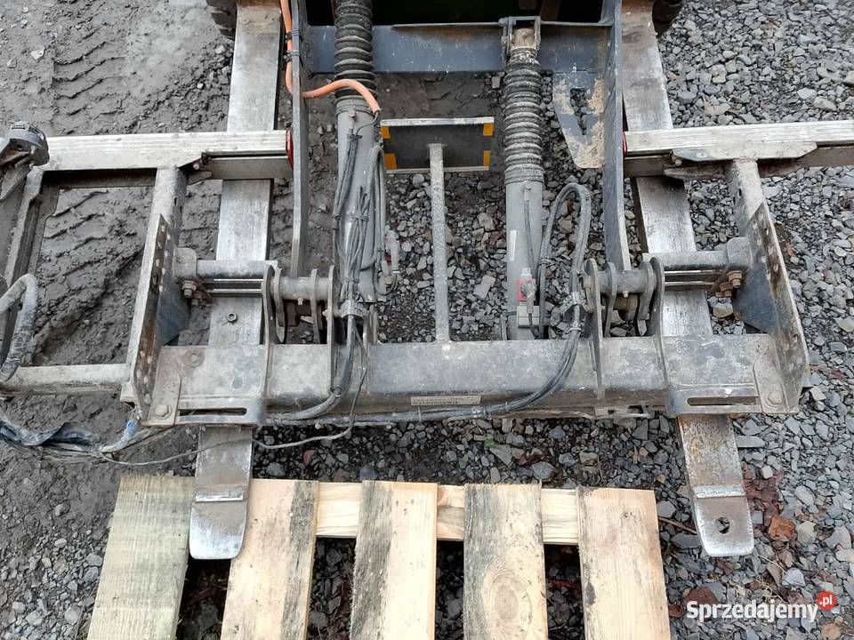 Winda załadowcza dhollandia 750 2018 uszkodzony Mercedes-Benz lubelskie