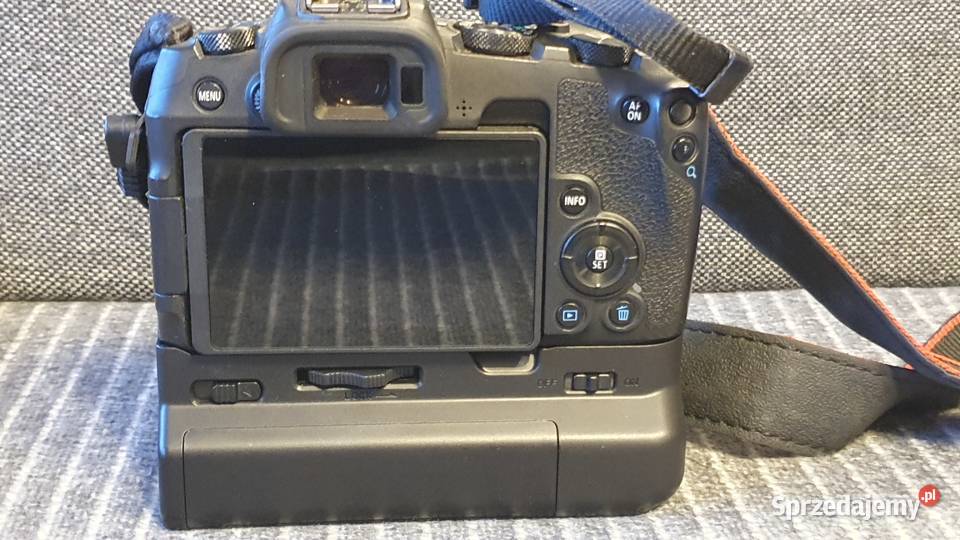 Aparat cyfrowy bezlusterkowy Canon Rp z Gripem Zakliczyn sprzedam