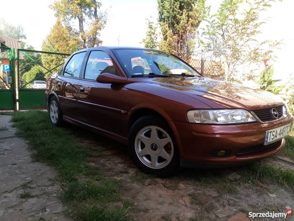 Opel vectra b polift 20 16v bogate wyposażenie radio Sandomierz sprzedam