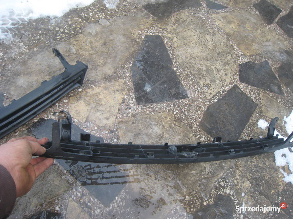Grill atrapa chłodnicy wlot powietrza Ford Focus sprzedam