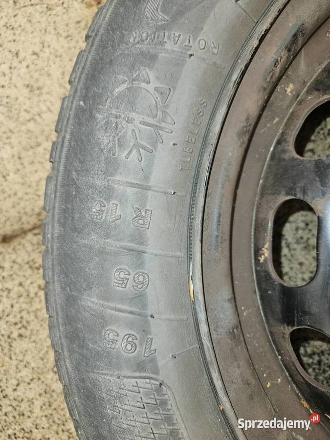 Opony wielosezonowe używane z felgami 19565R15 Warszawa