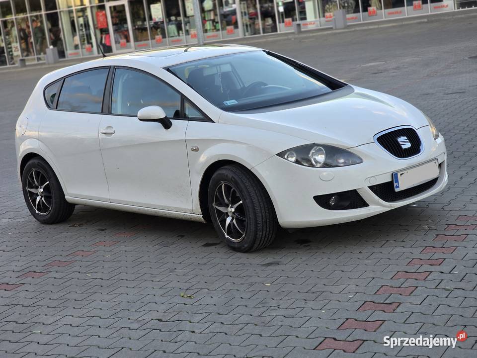 LEON II najbogatsza wersja STYLANCE 16 LPG 2008r Leon
