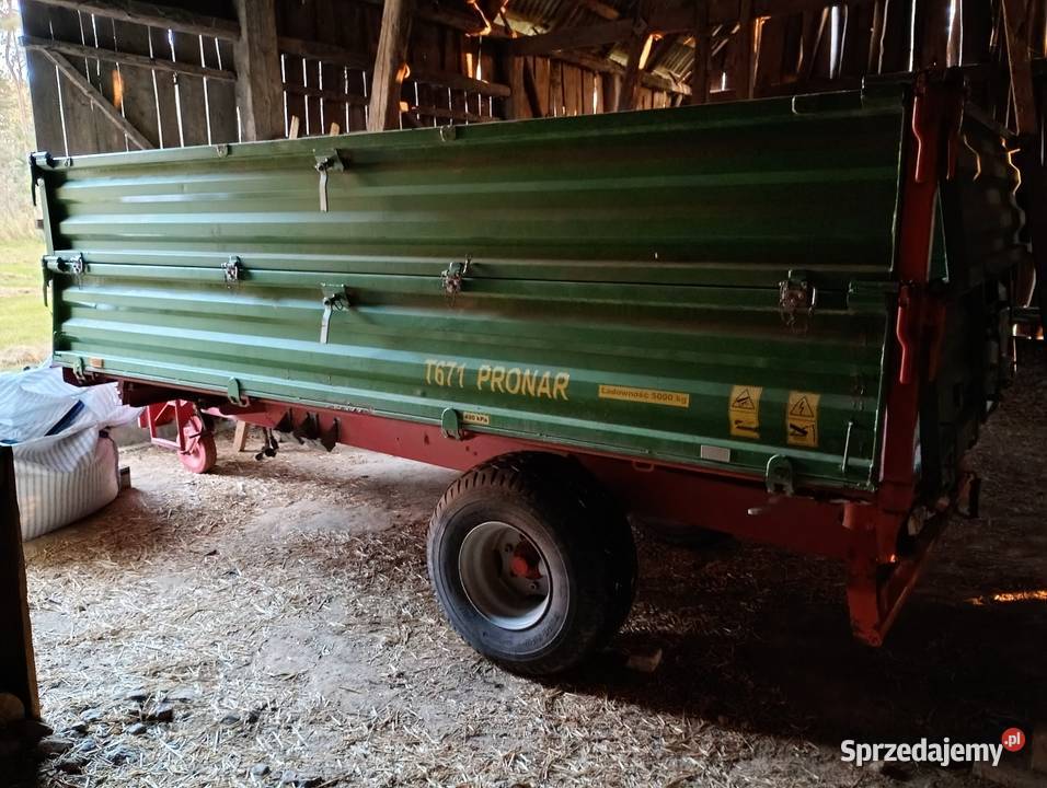 Przyczepa Pronar ciągnik Farmtrac kombajn Anna podkarpackie