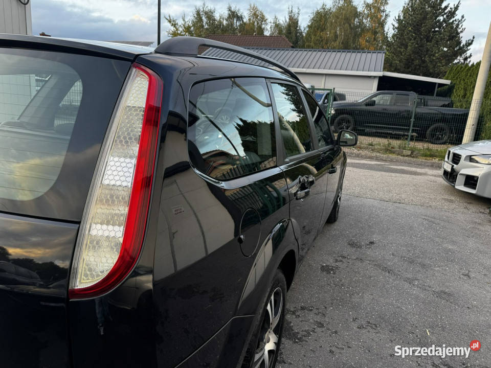 Ford Focus RatyZamiana Gwarancja benzyna zadbany Gdów