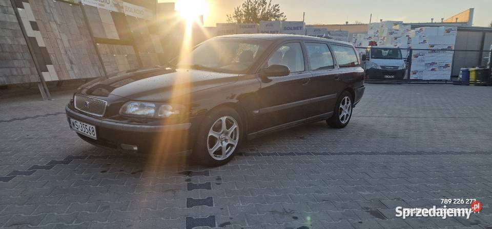 Volvo v70 24 d5 automat doinwestowane Kombi