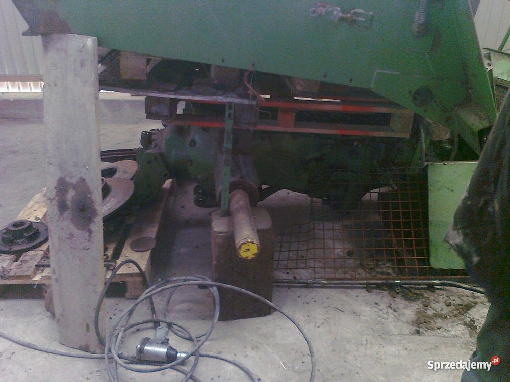 JOHN DEERE 4230 silnik Rok produkcji 1980 Nogat