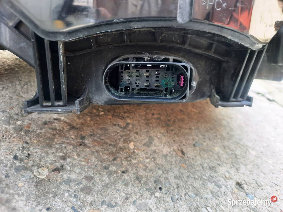 LAMPA reflektor Ford MONDEO 4 prawa lewa EUROPA osobowe sprzedam