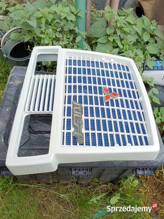 Mitsubishi MT 2101 2201 grill Trzebnica