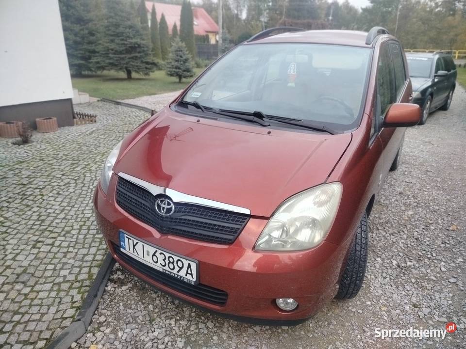 Sprzedam Toyota Verso benzyna Strawczyn sprzedam