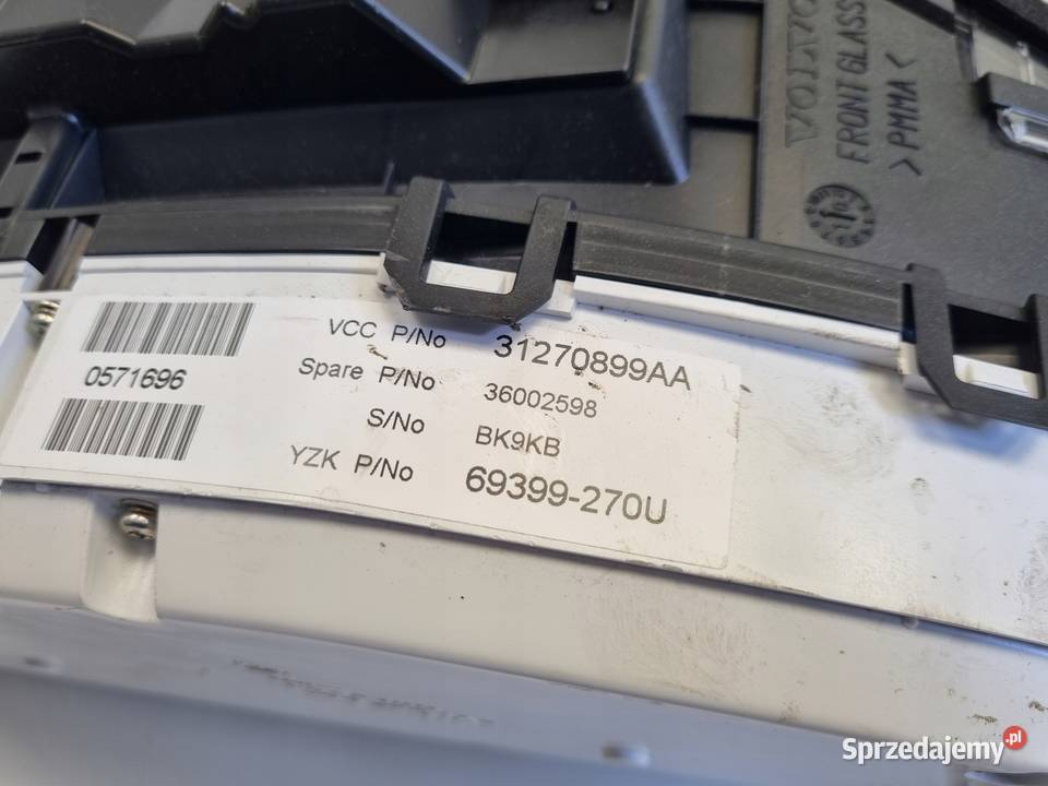 Volvo S80 II V70 III XC70 II 24 D5 LICZNIK Części samochodowe Chełm