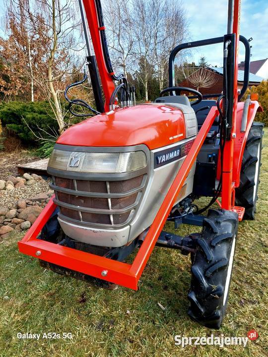 Traktorek Japoński Yanmar 24 4x4 Wspomaganie Góra