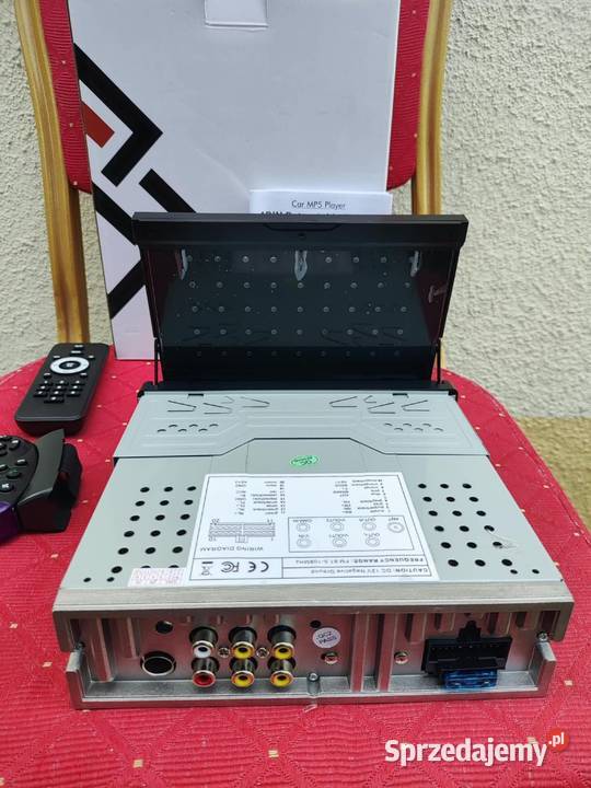 Radio samochodowe Bluetooth z wysuwanym ekranem