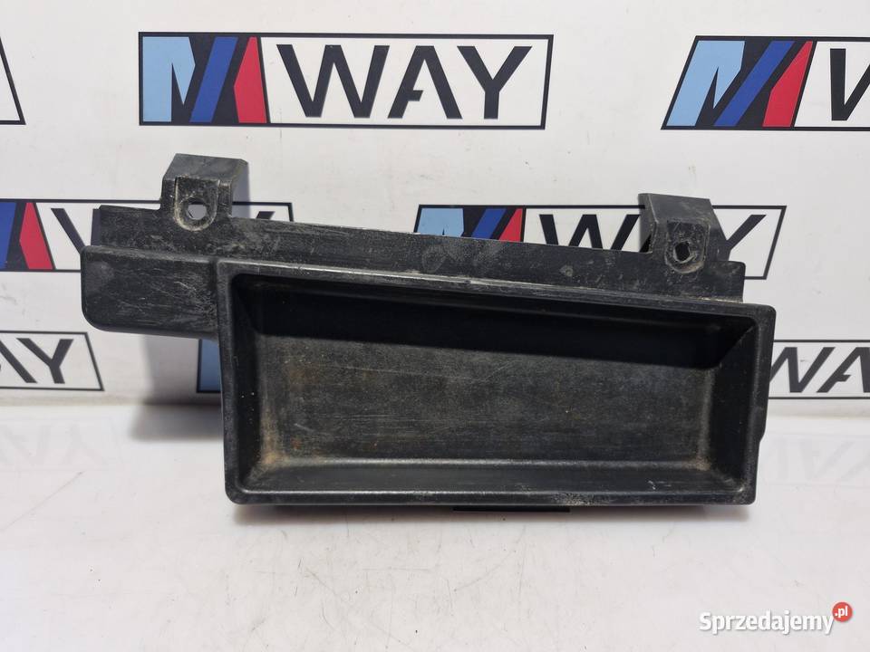 8236275 BWM E46 WNĘKA SCHOWEK BAGAŻNIKA LEWY TYŁ dolnośląskie