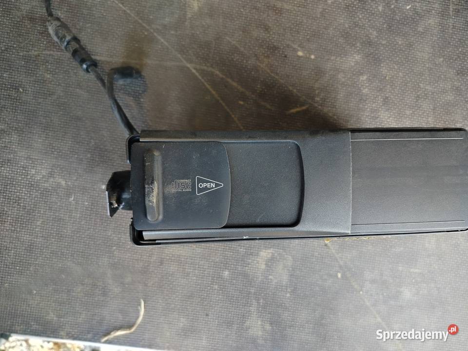 Zmieniarka na 6 CD Harkabuz