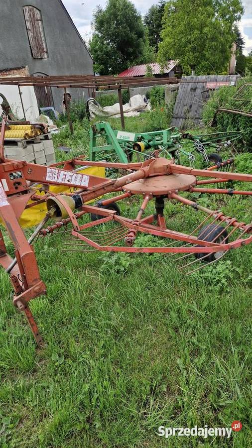 Przetrząsarka Fella Stoll gwiazda zgrabiarka