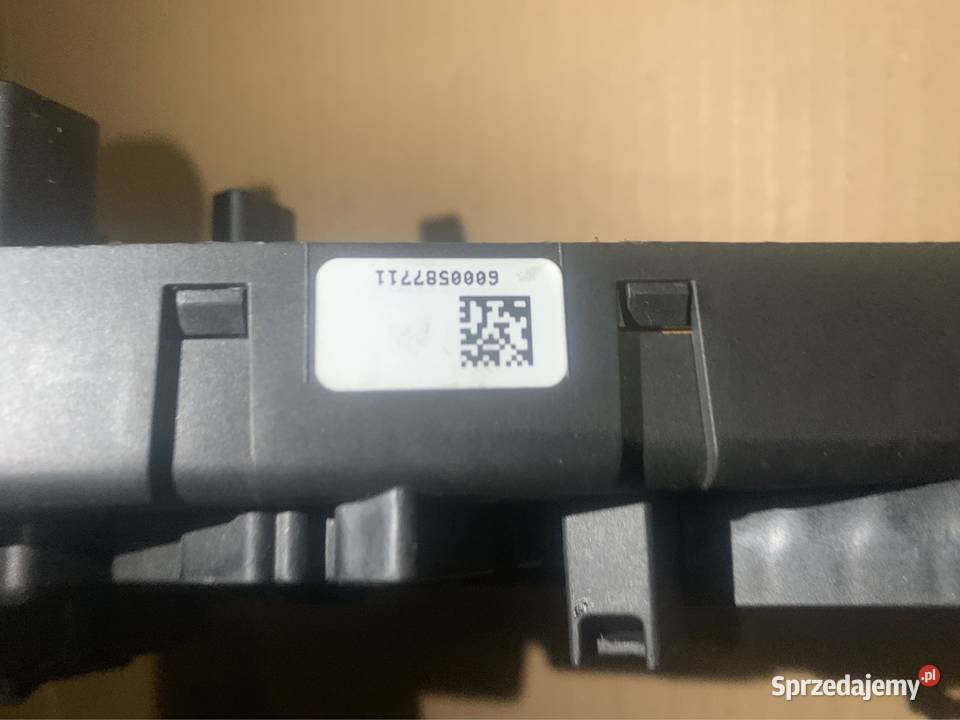 Skrzynka bezpieczników 6000587711 bmw 5 e60 e61 Szczecin