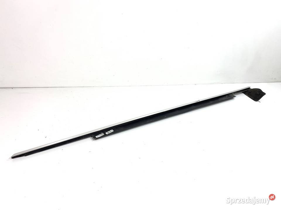 LISTWA ZGARNIAJĄCA PRZÓD LEWY AUDI A6 C7 osobowe podkarpackie