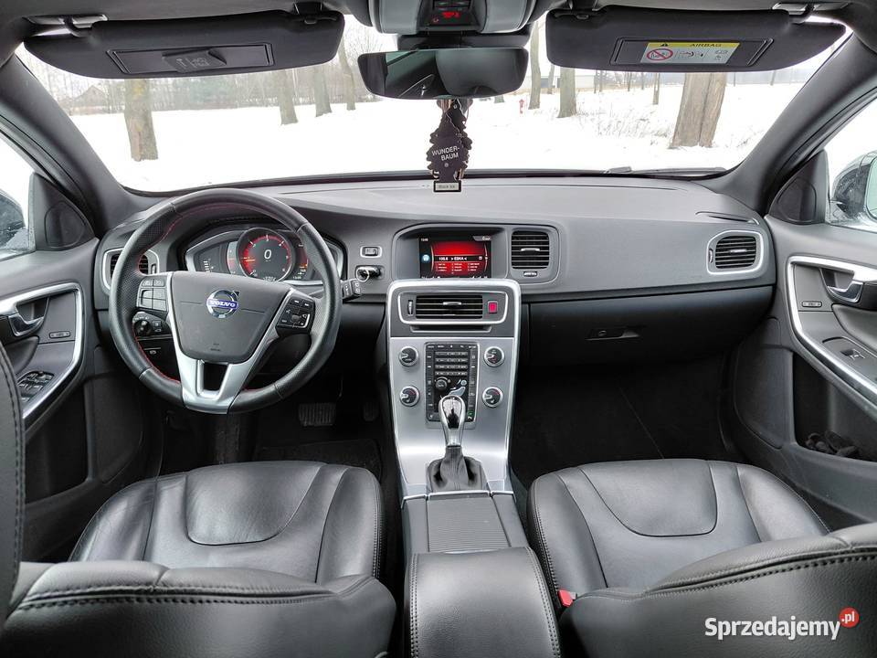 Volvo V60 cross country Motoryzacja