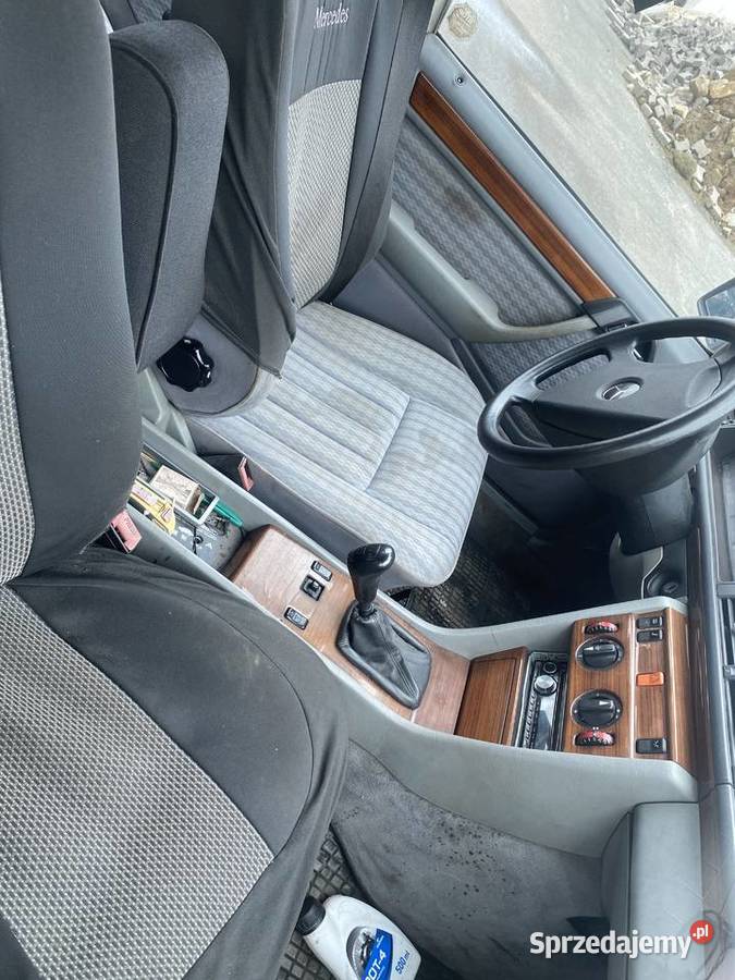 Mercedes 124 25D ładne wnętrze W124 Żmigród