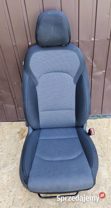 FOTEL PRZÓD PASAŻER HYUNDAI I30 III EUROPA mazowieckie sprzedam