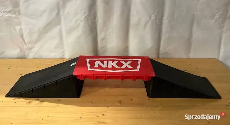 mini Skatepark NKX rampy hulajnogi INVERT Skating Wioska sprzedam