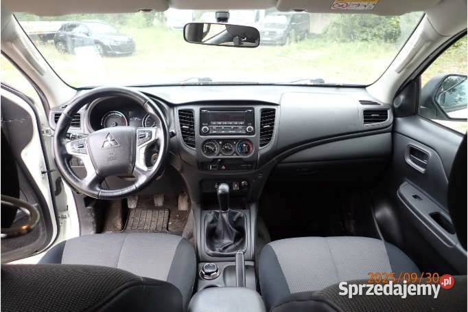 MITSUBISHI L200 2021 226800 ccm 150 L200 Warszawa