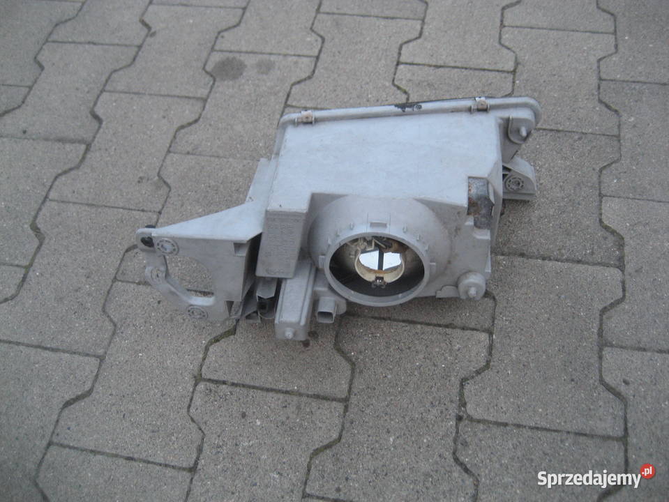 mazda 323 f 9800r lampa przód prawa bosch Rakoniewice