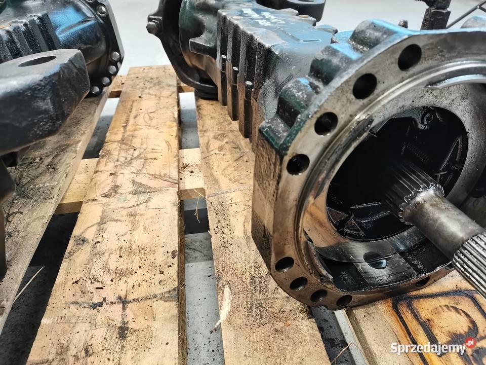Holland LM 5040 Belka mostu Spicer wielkopolskie