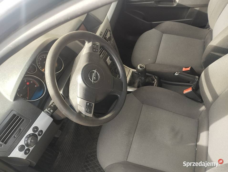 Opel Astra h doinwestowana Złotów
