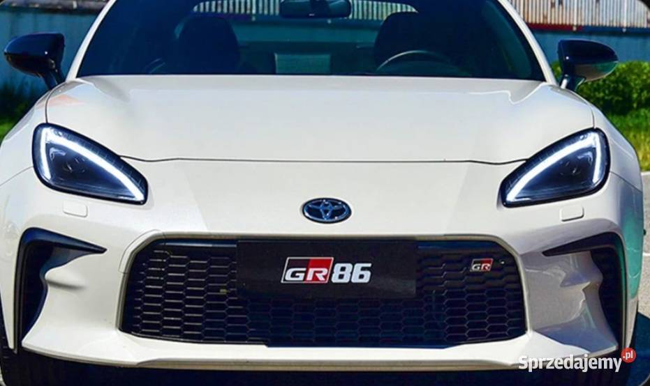 WYPRZEDAŻ NOWE lampy przednie lampa przód TOYOTA osobowe Bełchatów