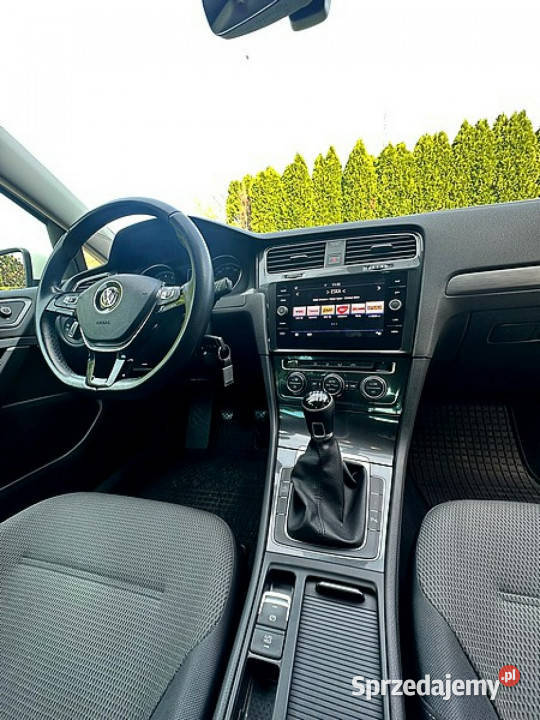 Volkswagen Golf VW Golf VII Kombi 15TSI Salon nieuszkodzony Wrocław
