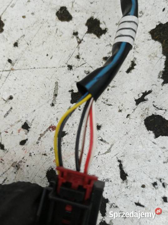 LUSTERKO PRAWE 6PIN EU LZ7L 021053 Audi A4 IV osobowe świętokrzyskie