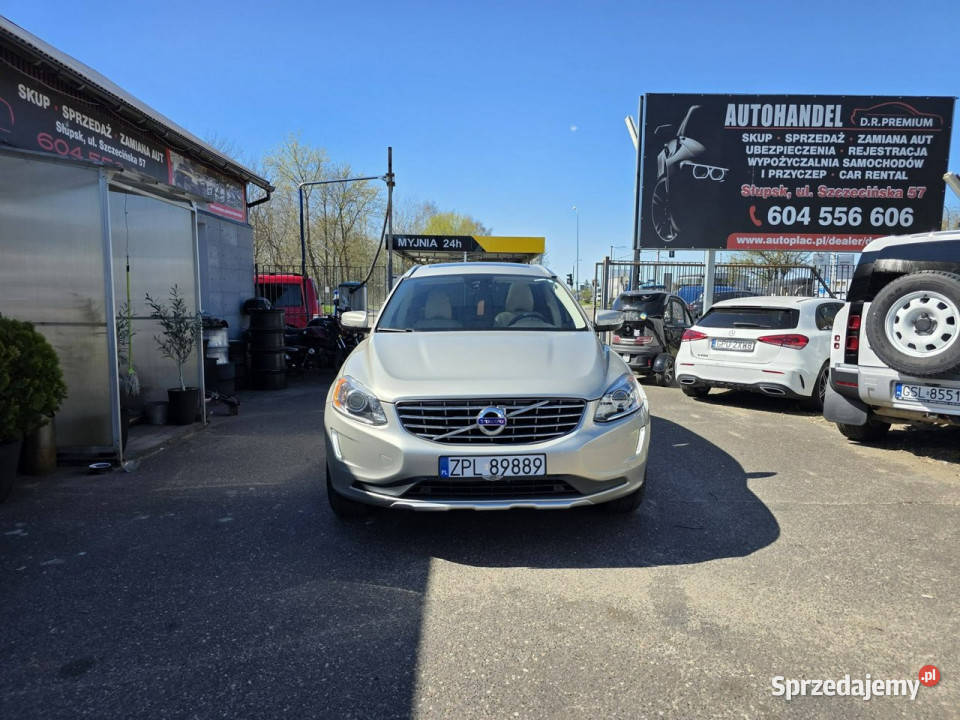 Volvo XC 60 20 Benzyna 245 Panorama Skóra Kamera XC 60 Słupsk