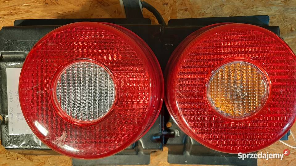 LAMPA TYŁ KLOSZ FERRARI F360 360 512 575 Nowy Tomyśl