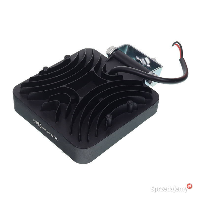 LAMPA ROBOCZA HALOGEN LED 36 LED KWADRATOWA uniwersalne