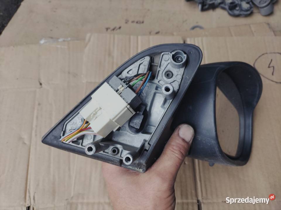 LUSTERKO BOCZNE PRAWE Citroen Xsara Picasso sprzedam
