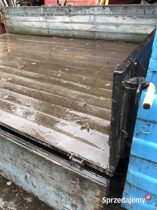 Żuk skrzynia ładunkowa paka przyczepa SAM Rok produkcji 1980 Łomianki