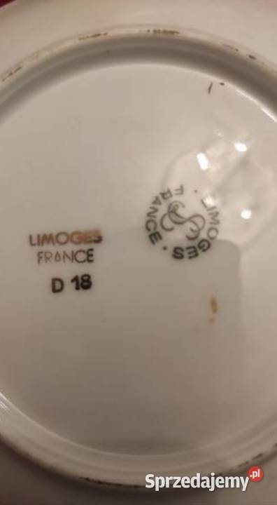 LIMOGESFrancjapuzdro ze scenką rodzajową Antyki, Sztuka, Kolekcje Pabianice