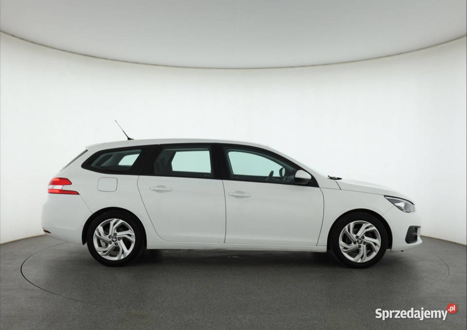 Peugeot 308 12 PureTech Piaseczno