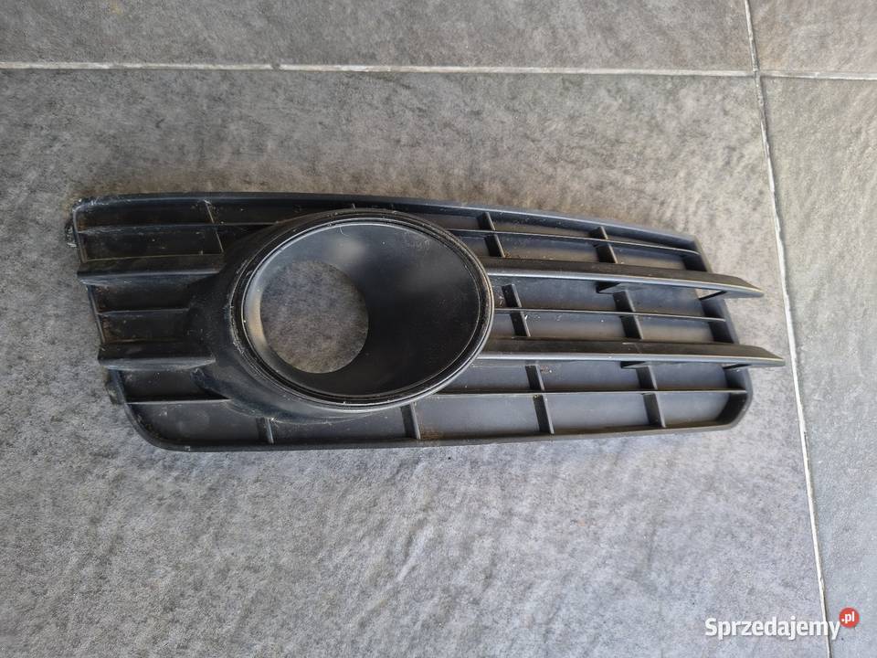 Maskownica Kratka Osłona Halogenu Audi A7 Dziecinów