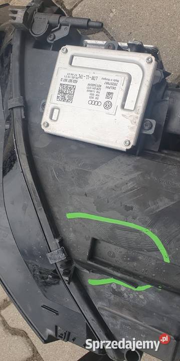 Uszkodzona lampa przednia Xenon Audi A5 8TLift Lampy przednie Lublin