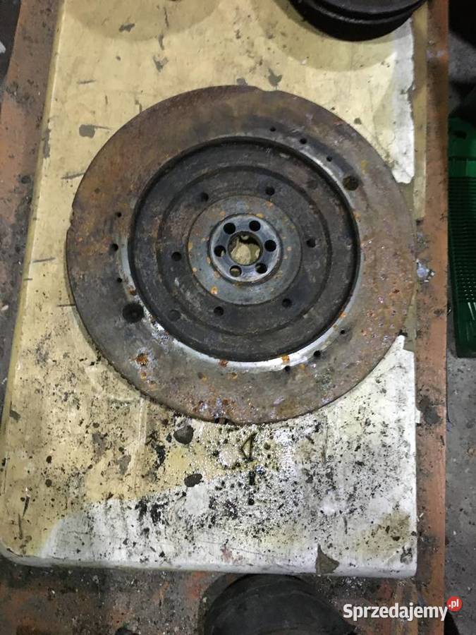 koło zamachowe pokrywa filtra koło pasowe Siepraw sprzedam