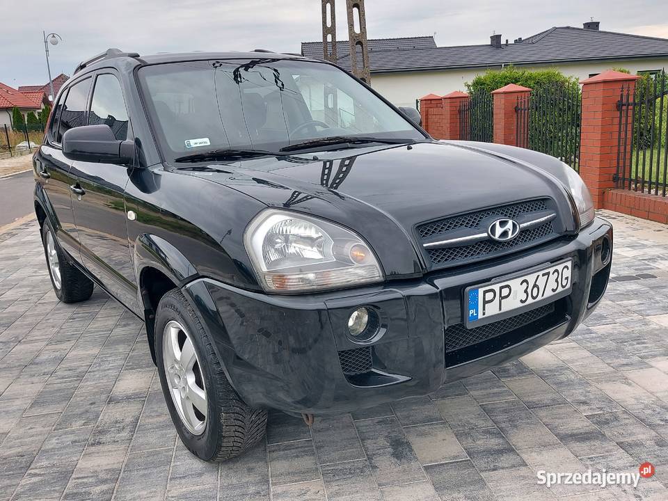 Hyundai Tucson 20 CRDi 4x4 zarejestrowany stan Strzałkowo