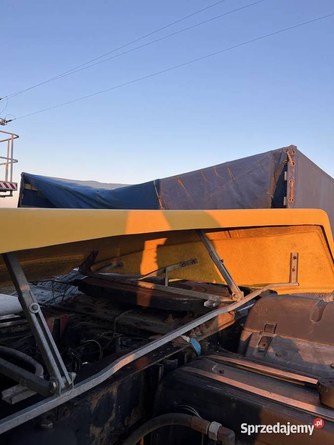 Owiewka żółta Renault Premium Ciągnik siodłowy Kalisz