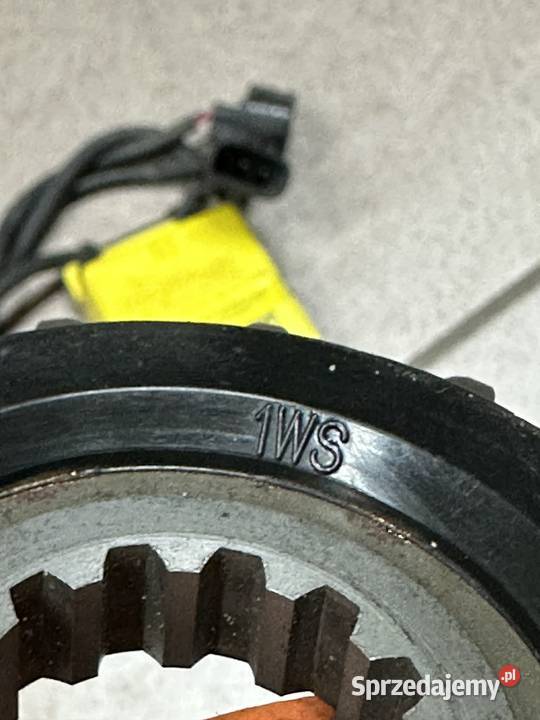 Zębatka przód 1WS 16 zębów oryginał Yamaha MT07 Zgierz