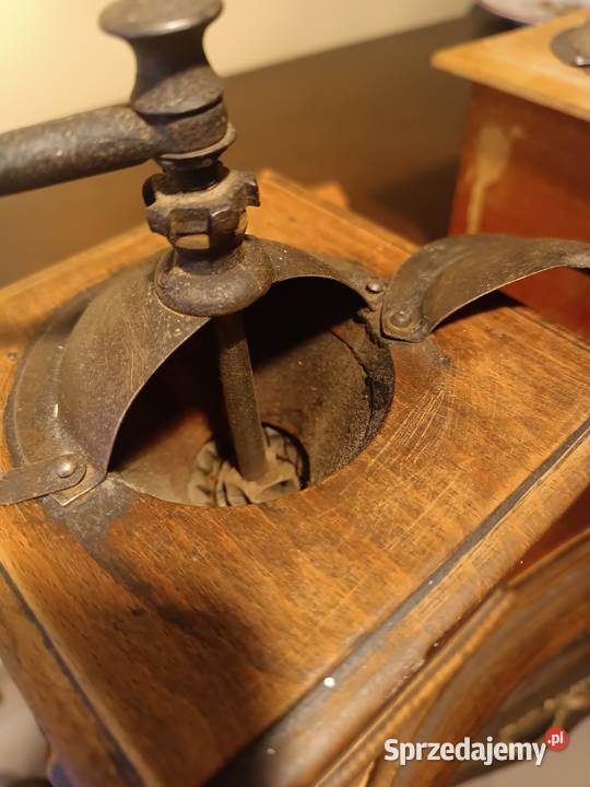 Stary młynek do kawy Peugeot Freres wielkopolskie Budzyń