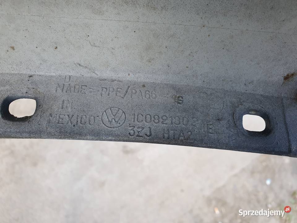 VW BEETLE 1C0 BŁOTNIK PRAWY TYŁ TYLNY 1C0821302E wielkopolskie Międzychód