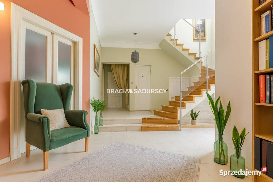 sprzedaży domu wolnostojącego 530m2 Kraków małopolskie sprzedam