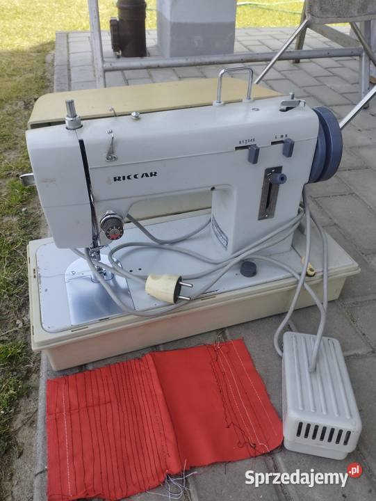 Sprzedam maszynę do szycia Antyki Antyki, Sztuka, Kolekcje