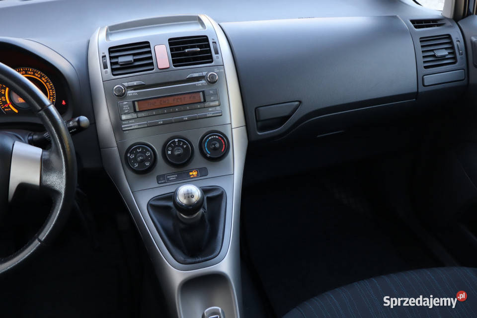 Toyota Auris 16 Dual VVTi sprzedam